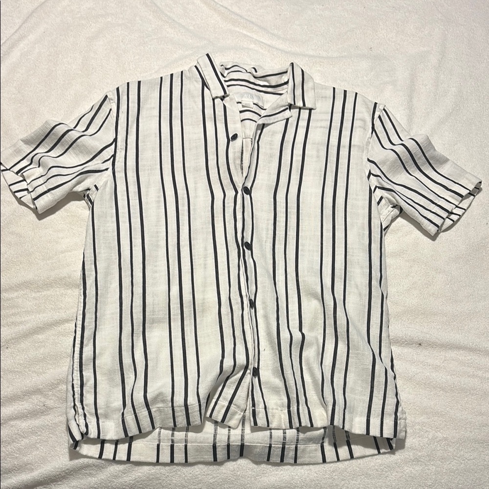 Zara Striped Short Sleeve Button-Up Shirt